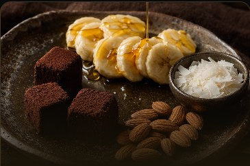 Con Plátano y Almendras